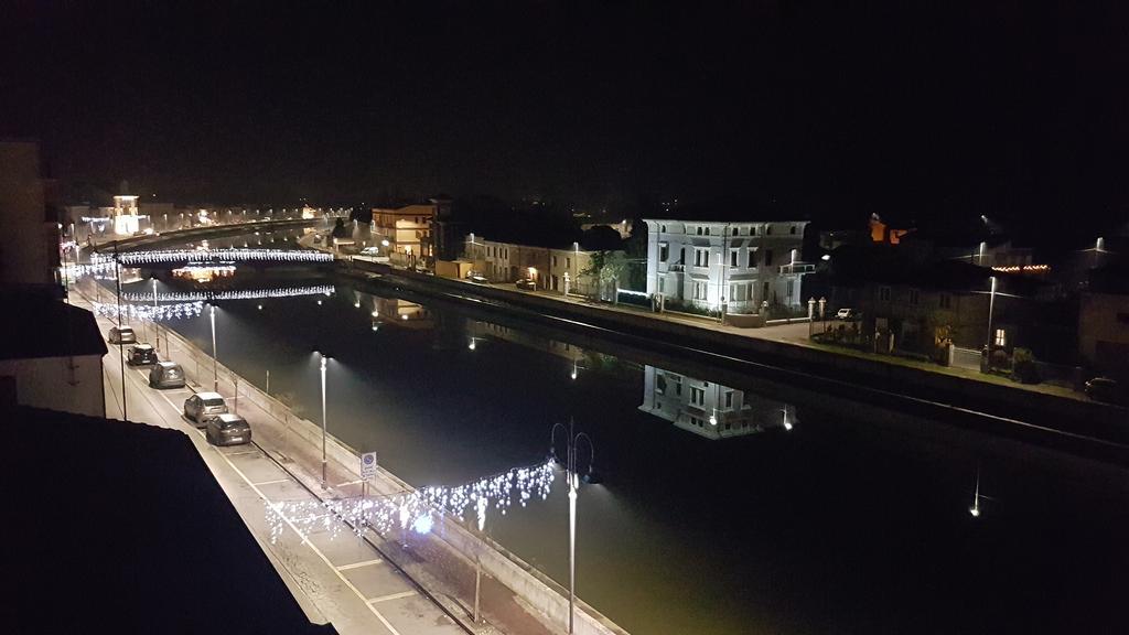 Palazzo Spada - Attico Con Terrazza Vista Fiume In Centro Appartement Codigoro Buitenkant foto