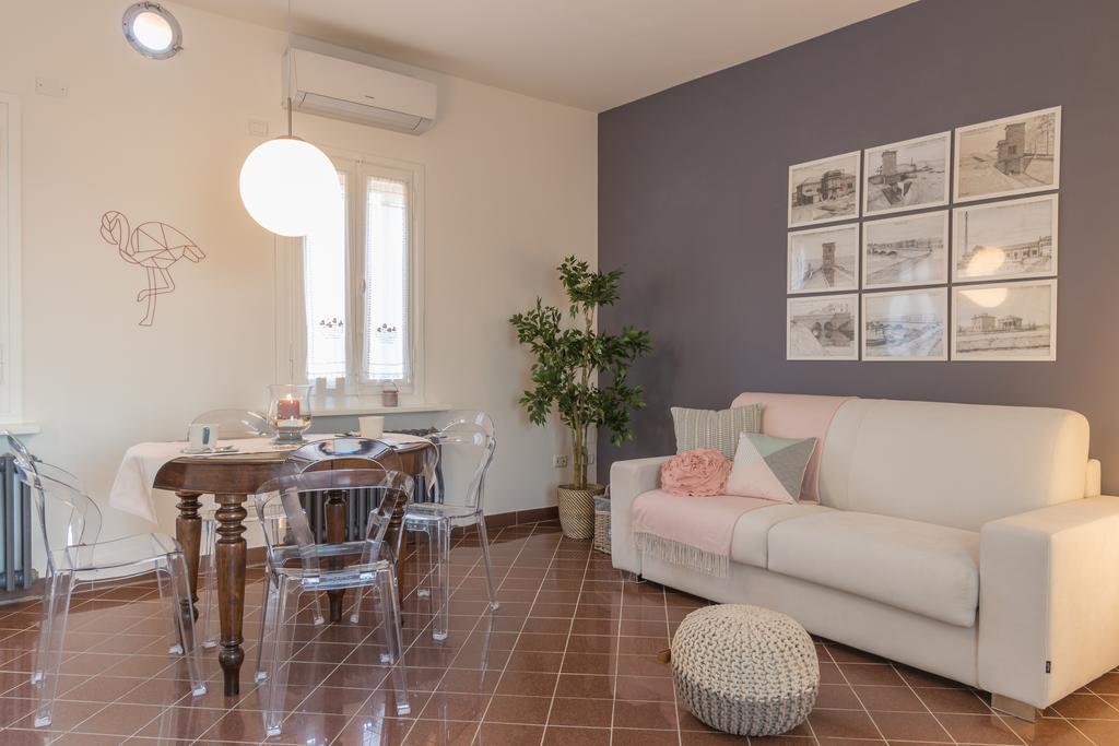 Palazzo Spada - Attico Con Terrazza Vista Fiume In Centro Codigoro Buitenkant foto